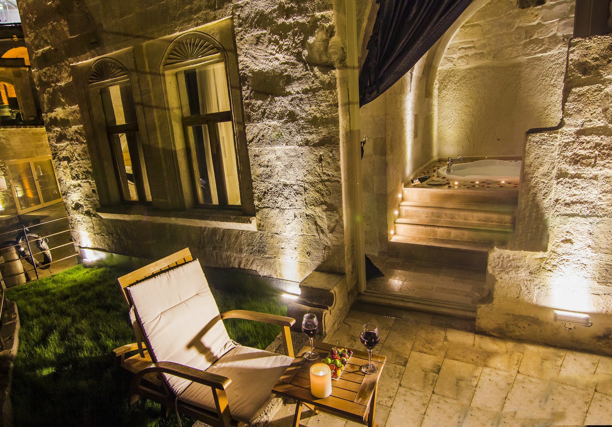 Azure Cave Suites - Cappadocia Гьореме Екстериор снимка