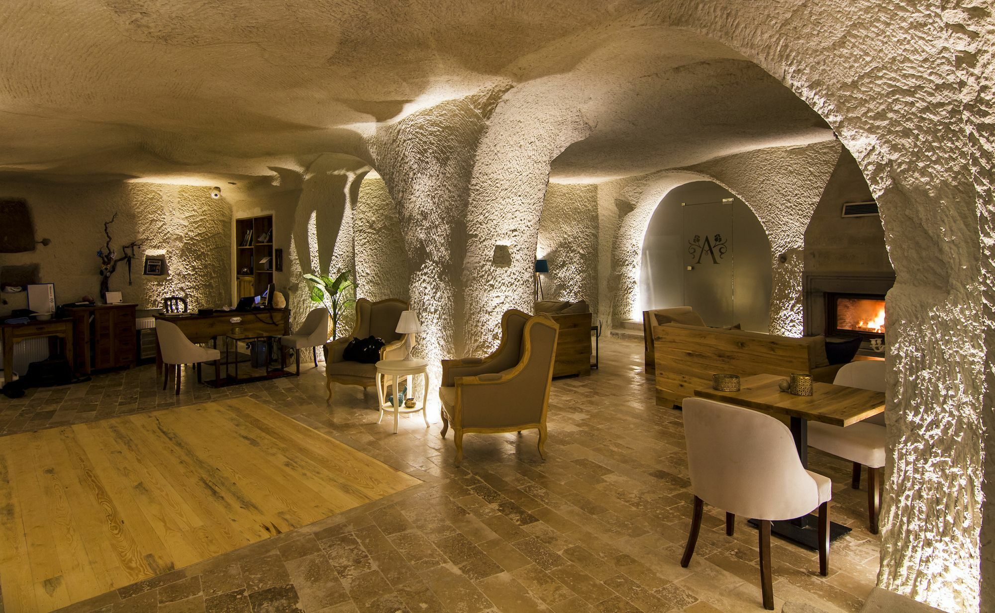 Azure Cave Suites - Cappadocia Гьореме Екстериор снимка
